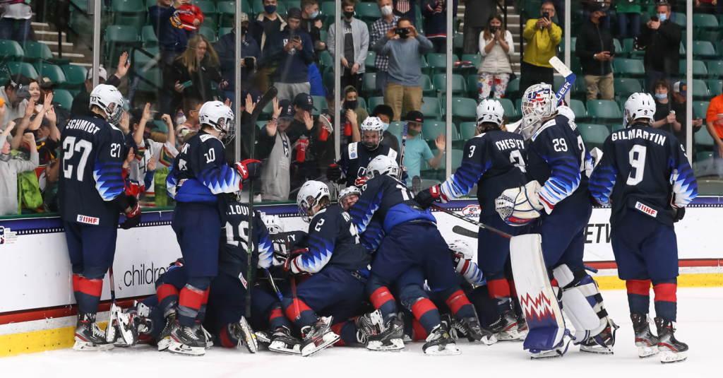 USA-jubel efter nattens vinst mot Finland.