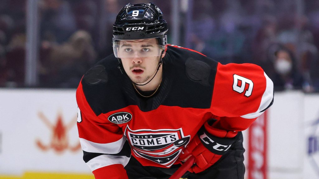 Alexander Holtz prisas som m&aring;nadens rookie i AHL