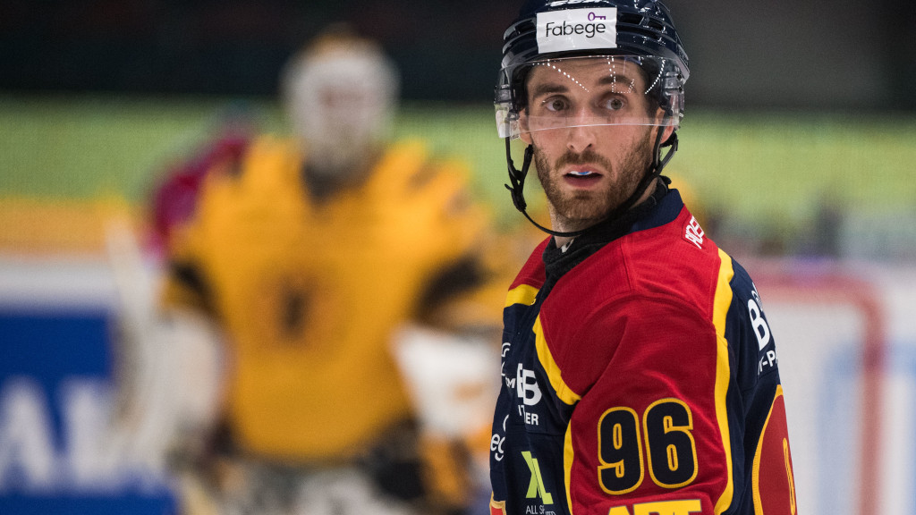 Matt Lorito l&auml;mnar Dinamo Riga