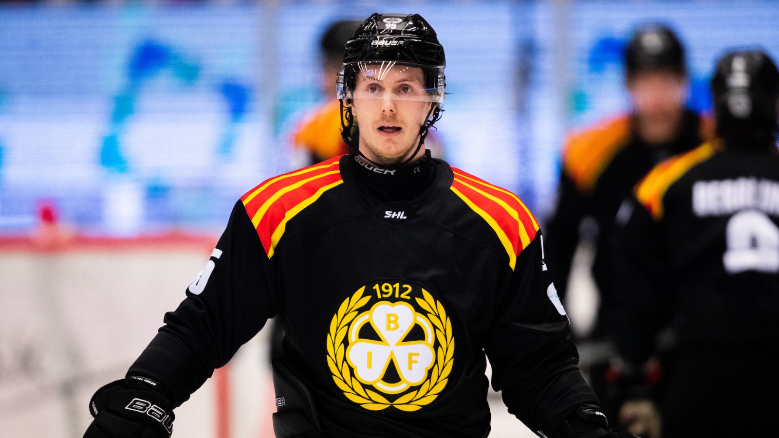 Nick Olesen stoppad i Kina &ndash; testade positivt f&ouml;r Covid-19