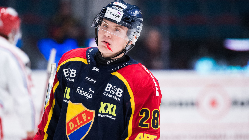 Almtuna l&aring;nar Oscar Bjerselius fr&aring;n Djurg&aring;rden