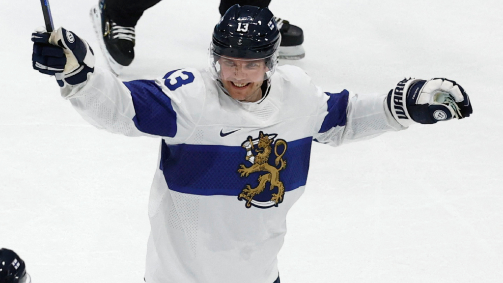 Valtteri Kemil&auml;inen och Rodrigo Abols m&aring;lskyttar n&auml;r Finland vann &ouml;ver Lettland