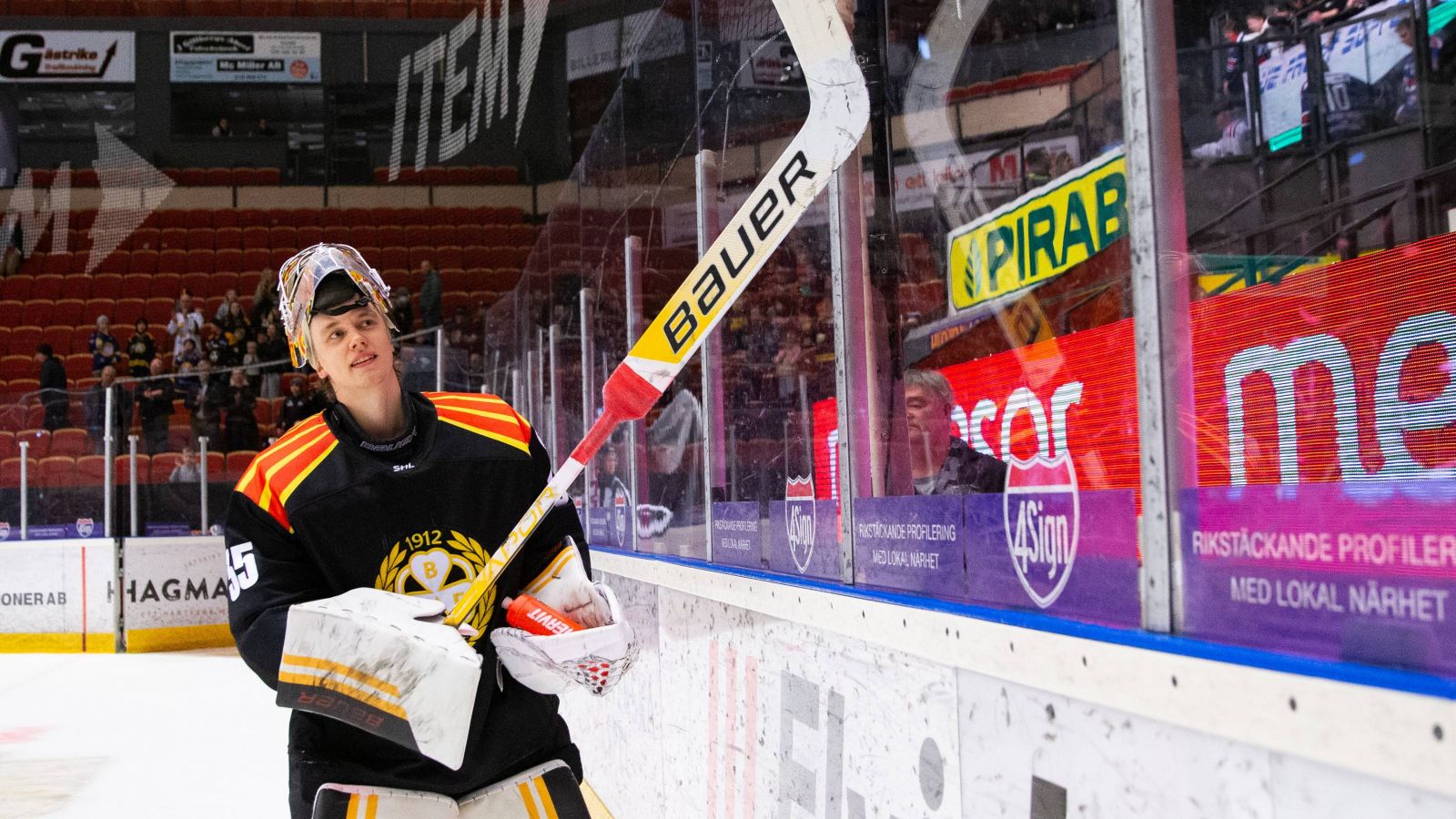 Vehvil&auml;inen om framtiden: "Jag spelar ju hockey f&ouml;r att komma till NHL"