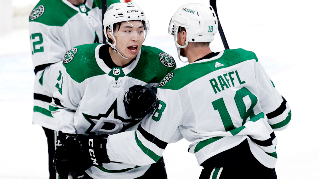 Jason Robertson sk&ouml;t NHL-karri&auml;rens f&ouml;rsta hattrick
