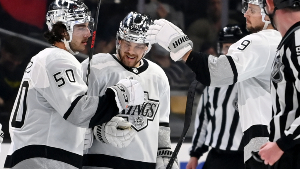 Viktor Arvidsson sk&ouml;t NHL-karri&auml;rens fj&auml;rde hattrick