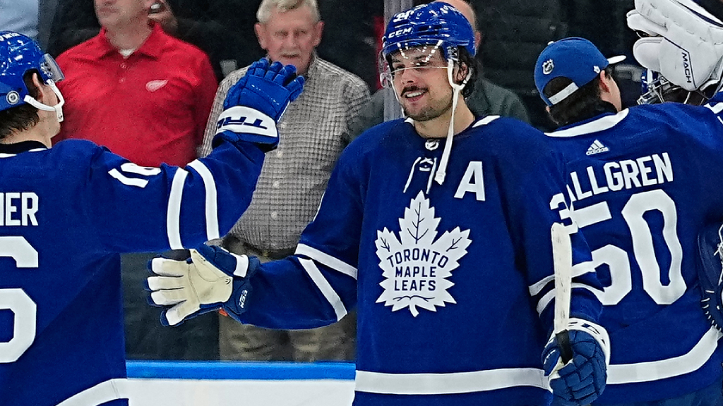 Auston Matthews historisk &ndash; skjuter sitt 60:e m&aring;l