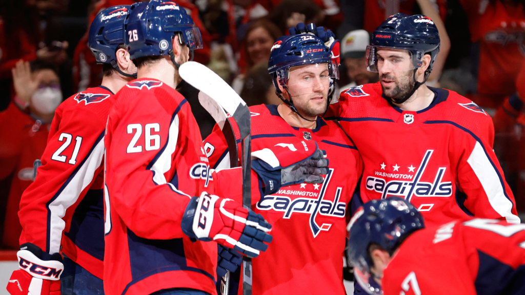 Johan Larsson med sitt f&ouml;rsta m&aring;l f&ouml;r Washington Capitals
