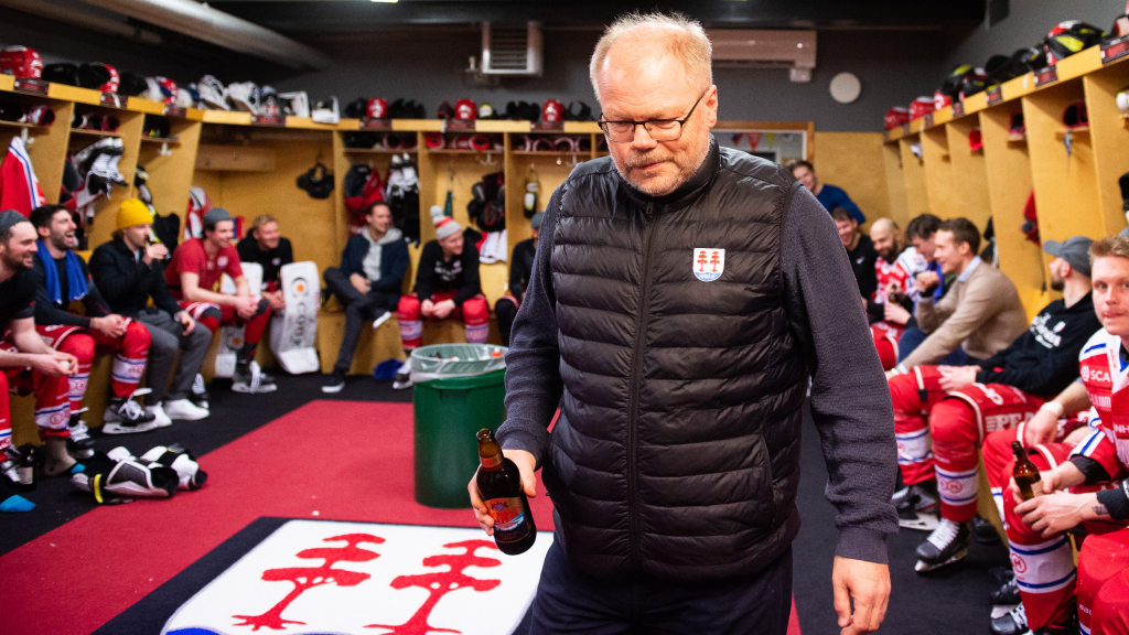 Bekr&auml;ftat: Kent Norberg l&auml;mnar Timr&aring;