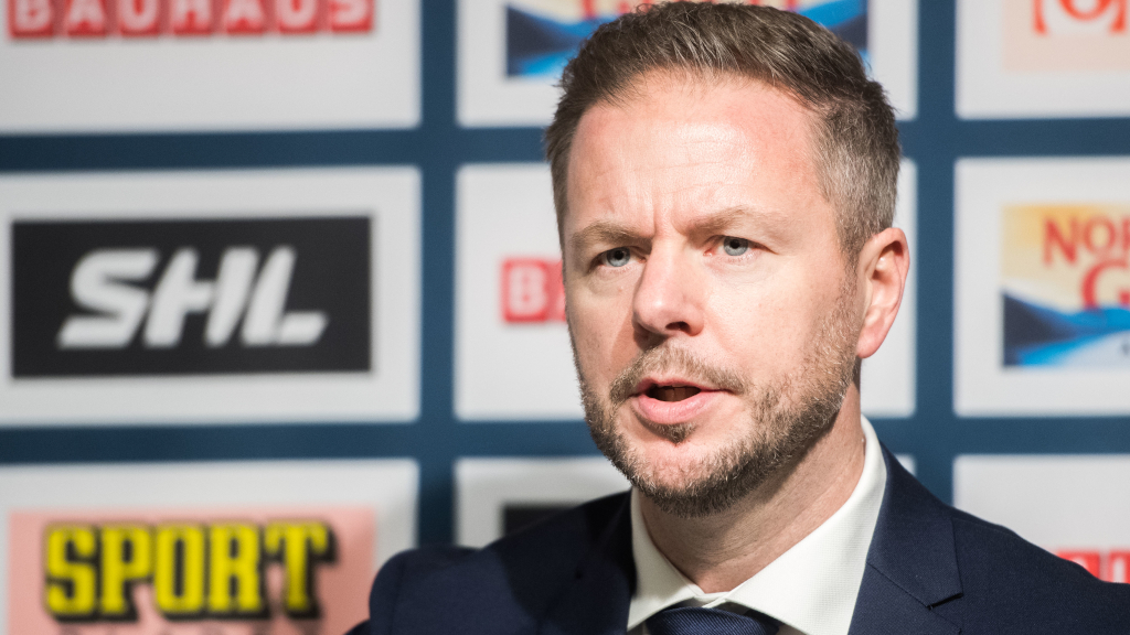 Mikael Aaro tar &ouml;ver Pite&aring;