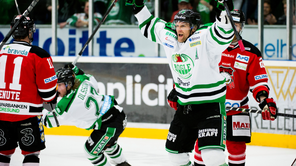 Erik Thorell stannar i Sparta Prag