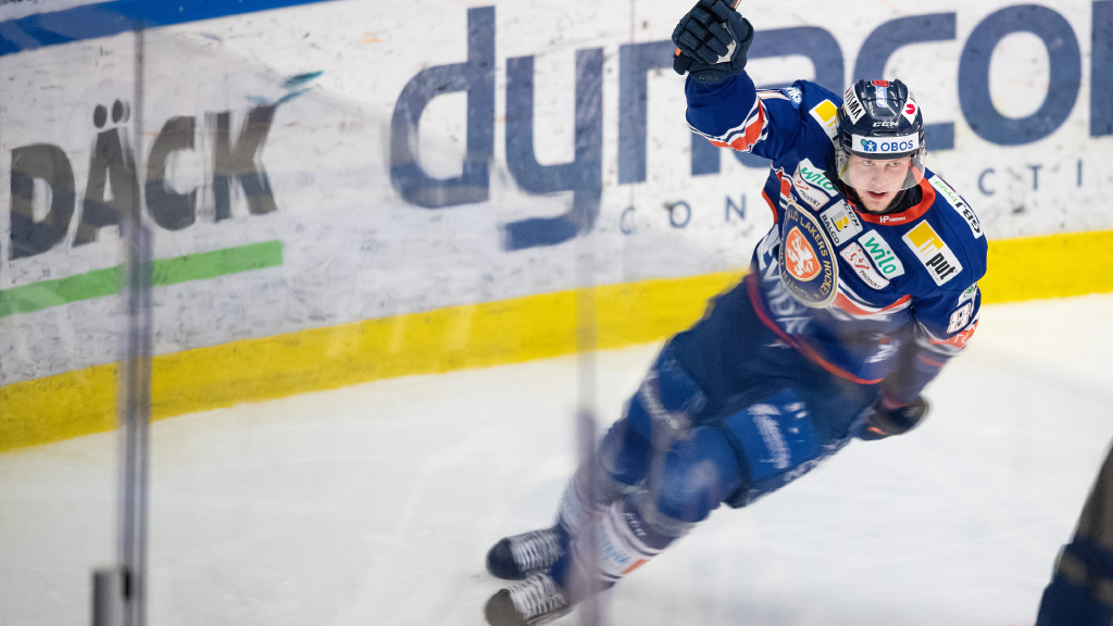 Fredrik Karlstr&ouml;m kan f&aring; g&ouml;ra slutspelsdebut &ndash;&nbsp;i match sju
