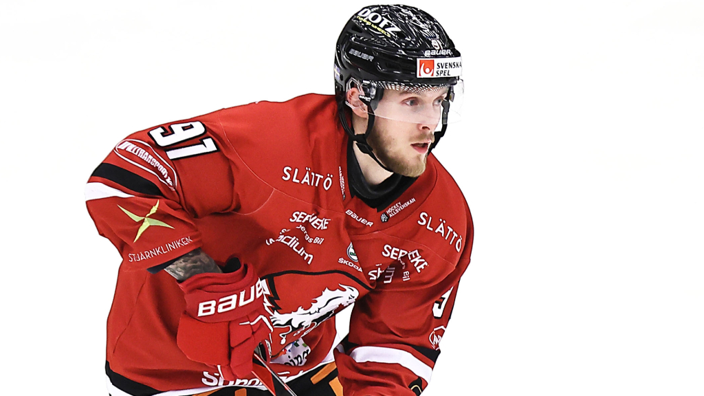Victor Bj&ouml;rkung stannar i HC Banska Bystrica