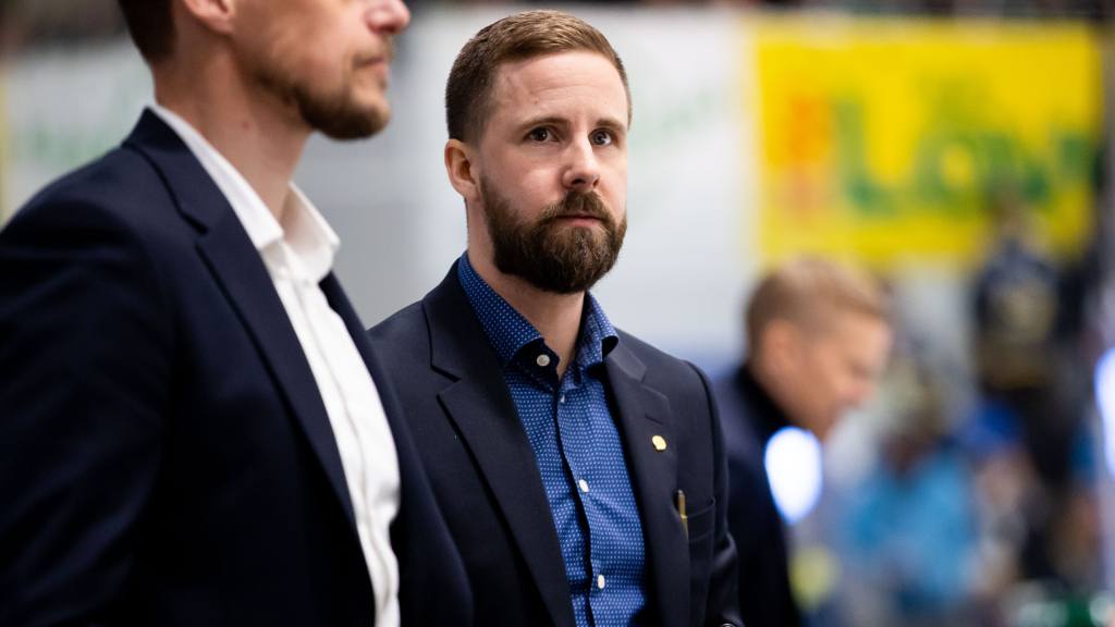 Viktor Str&aring;hle f&ouml;rl&auml;nger med Bj&ouml;rkl&ouml;ven till 2026