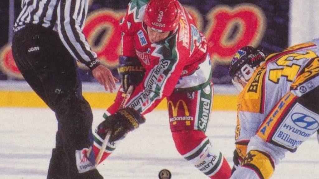 "J&auml;vlar vad f&ouml;rbannad jag var som lagkapten f&ouml;r Fr&ouml;lunda"