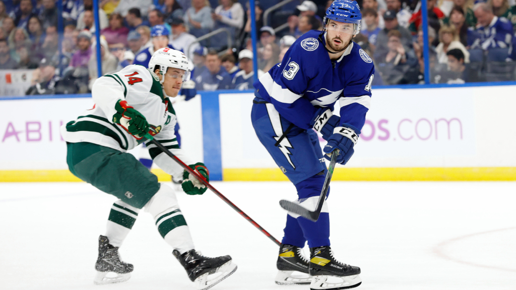 Uppgifter: Fredrik Claesson l&auml;mnar NHL &ndash;&nbsp;f&ouml;r KHL