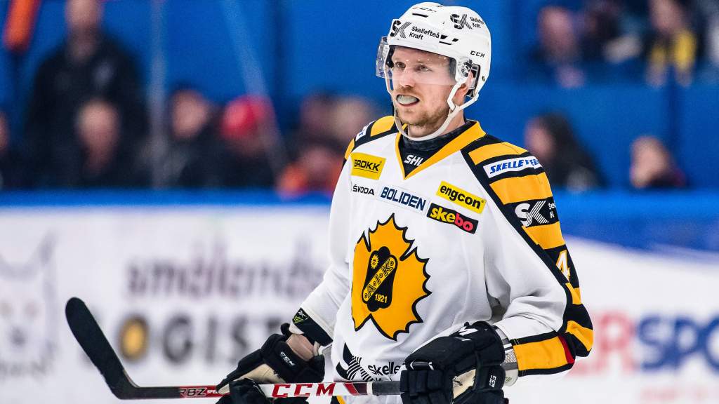 Tim Heed skriver tv&aring;&aring;rskontrakt med HC Ambr&igrave;-Piotta
