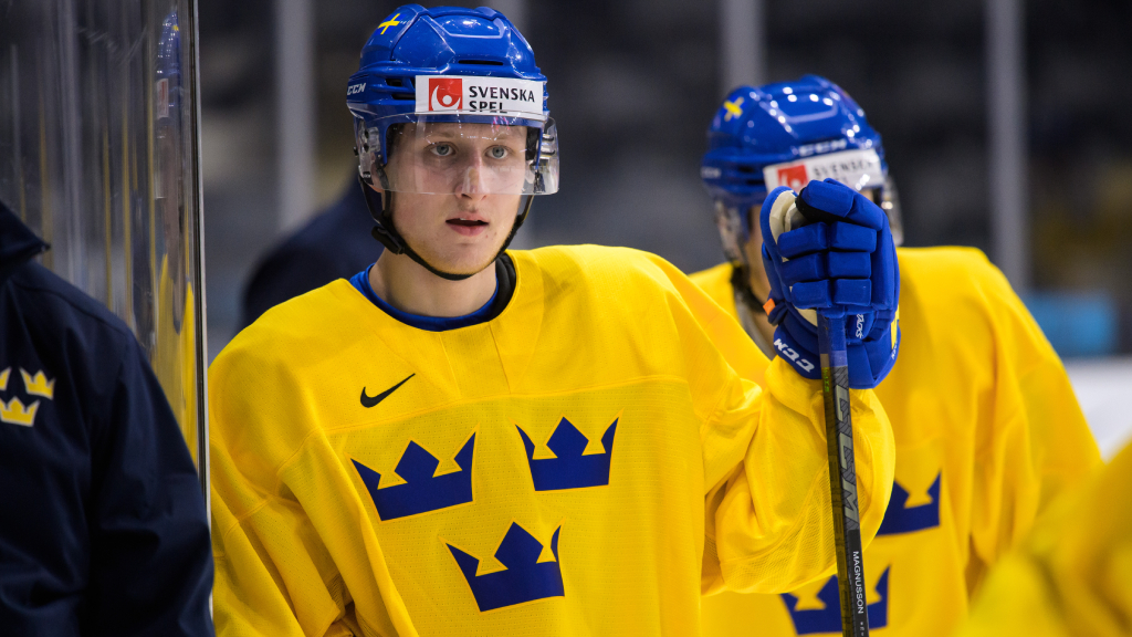 Oskar Magnusson f&ouml;rl&auml;nger med AIK