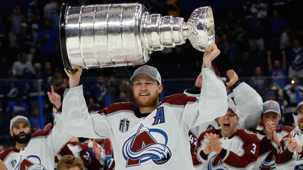 Elliotte Friedman om Nathan MacKinnon: &rdquo;Kan bli b&auml;st betald i NHL&rdquo;