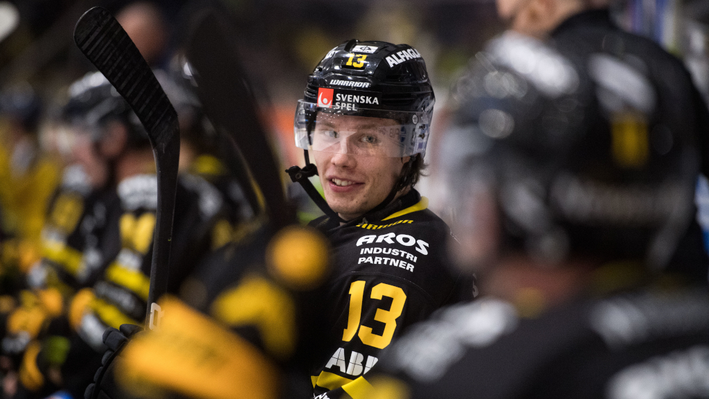 Mikael Hakkarianen tvingas sluta p&aring; grund av hj&auml;rtsjukdom