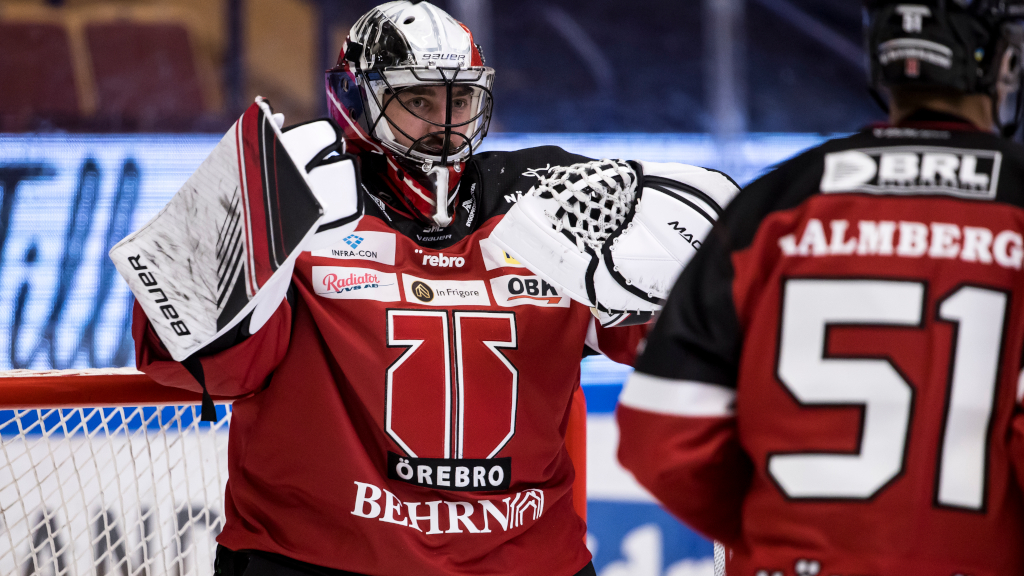 Jhonas Enroth f&ouml;rl&auml;nger med &Ouml;rebro