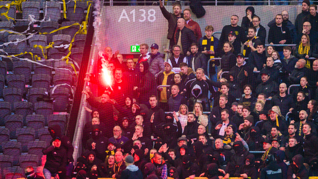 Efter turbulensen &ndash; AIK portar Djurg&aring;rdssupportrar