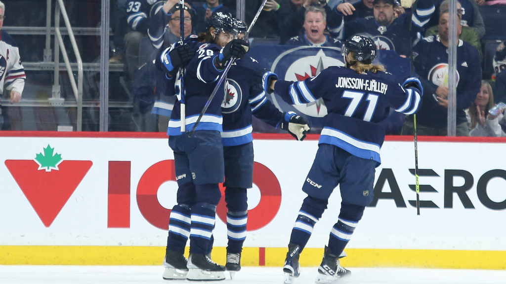 Kevin Stenlund sk&ouml;t f&ouml;rsta NHL-m&aring;let &ndash; p&aring; 21 m&aring;nader