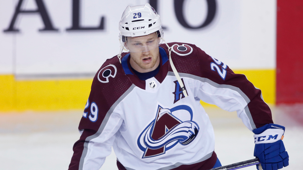 Colorados sm&auml;ll: Nathan MacKinnon utgick skadad