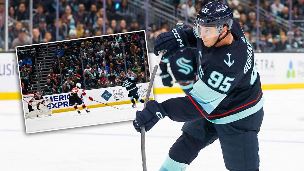 Burakovsky stor hj&auml;lte - s&auml;nkte Devils p&aring; &ouml;vertiden