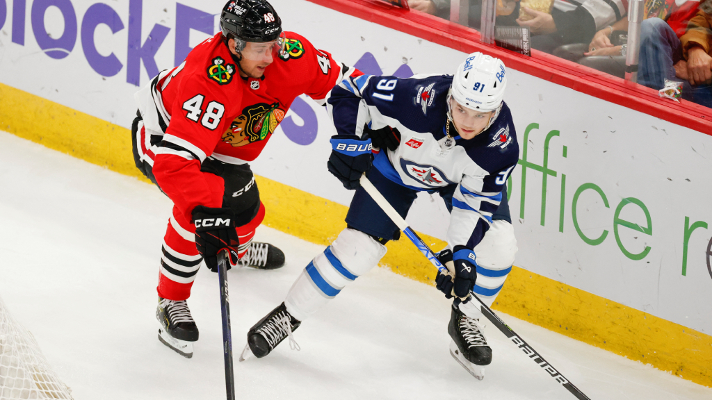 Filip Roos kallas upp till Chicago Blackhawks