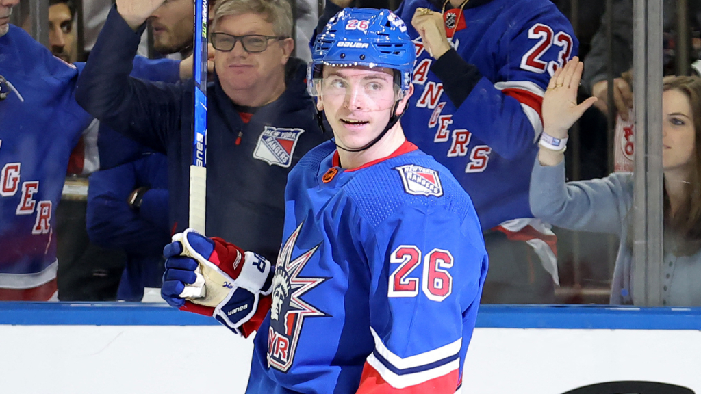 Jimmy Vesey skriver nytt tv&aring;&aring;rskontrakt med New York Rangers