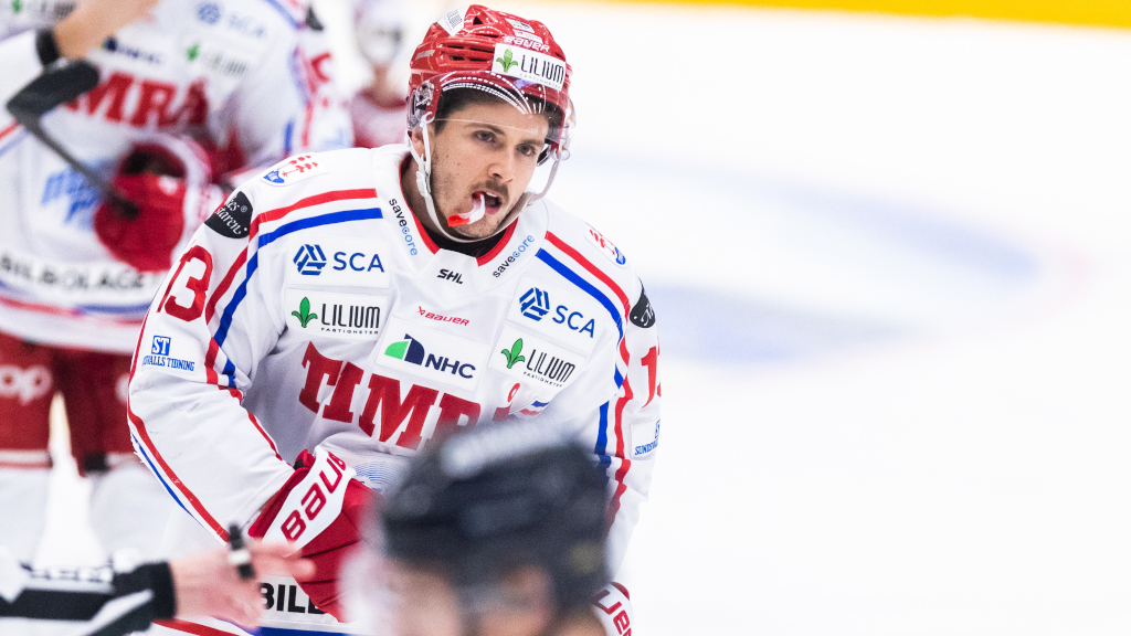 Bekr&auml;ftat: Nick Halloran l&auml;mnar Timr&aring;
