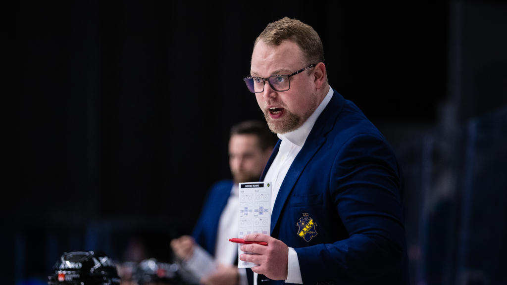 Carl Wendt lämnar AIK: "Tråkigt men förståeligt"
