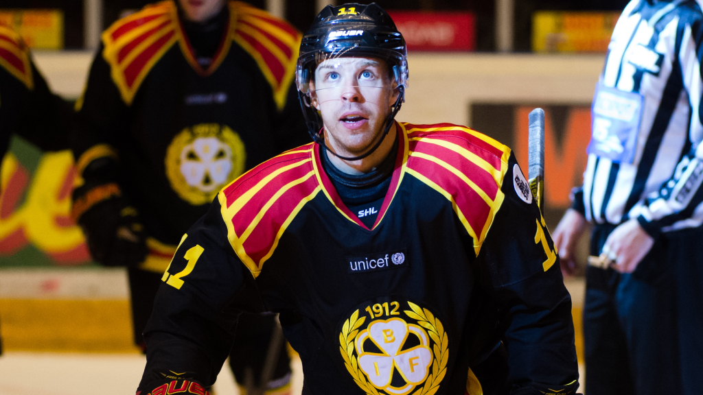 Kevin Clark byter klubb – klar för Düsseldorfer EG