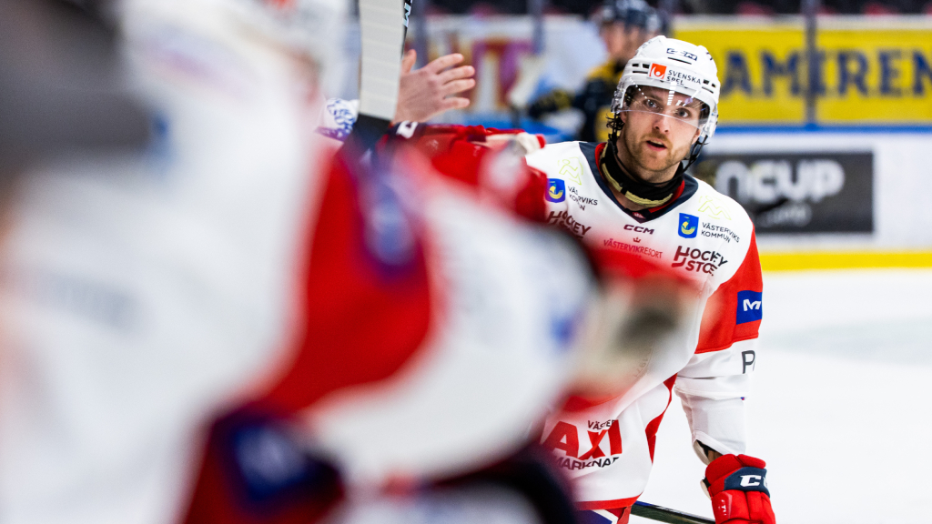 Macoy Erkamps stannar i Västervik: "Väldigt kul"