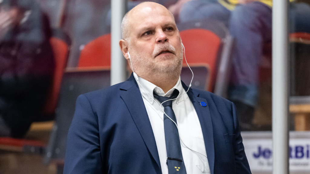 Ella Lind lämnar LHC – för HV71: "Väldigt spännande"