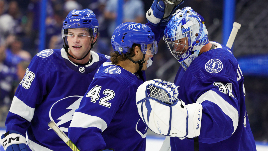 Jonas Johansson får starta i NHL-premiären för Tampa Bay