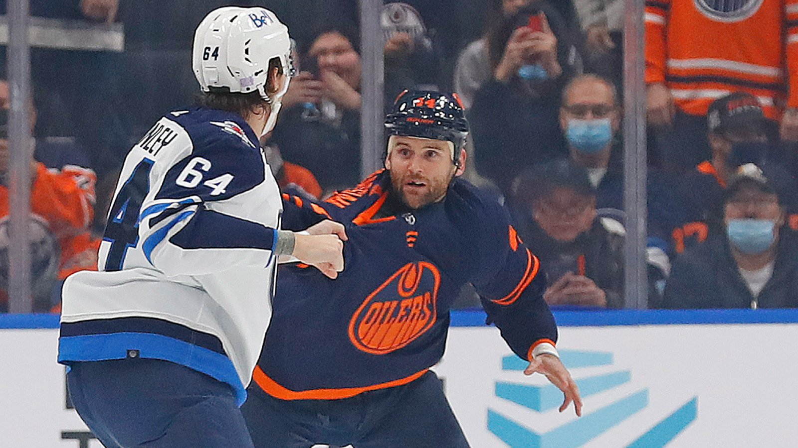 Zack Kassian avslutar NHL-karriären