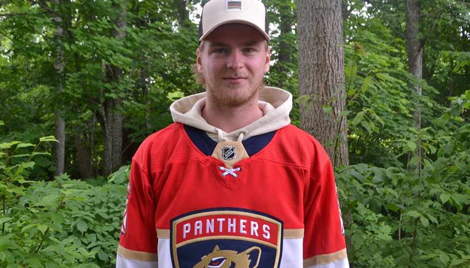 Calle Själin stänger dörren för återkomst till SHL: "Här jag vill vara"