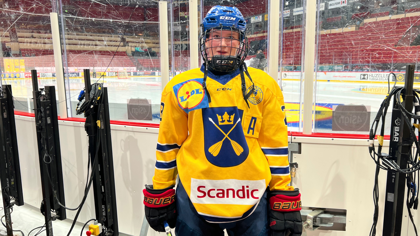 Chloe Berndtsson öser in poäng i TV-pucken: "Om jag får läge sticker jag"