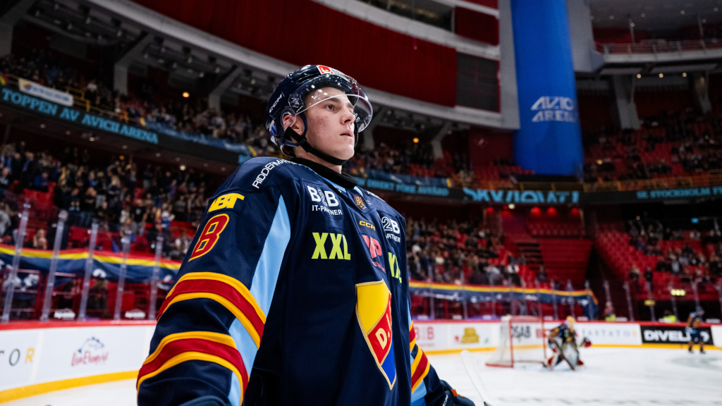 Pontus Johansson stannar i Djurgården: "Gjort bra ifrån sig"