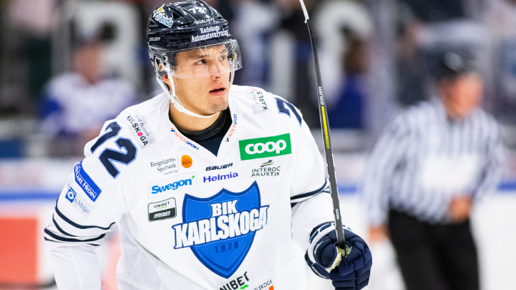 Filip Ahl förlänger med Dukla Trencin: "Väldigt populär"