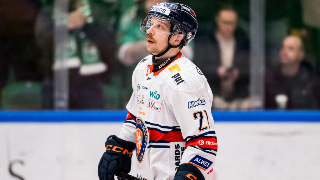Brian Cooper förlänger med Växjö Lakers
