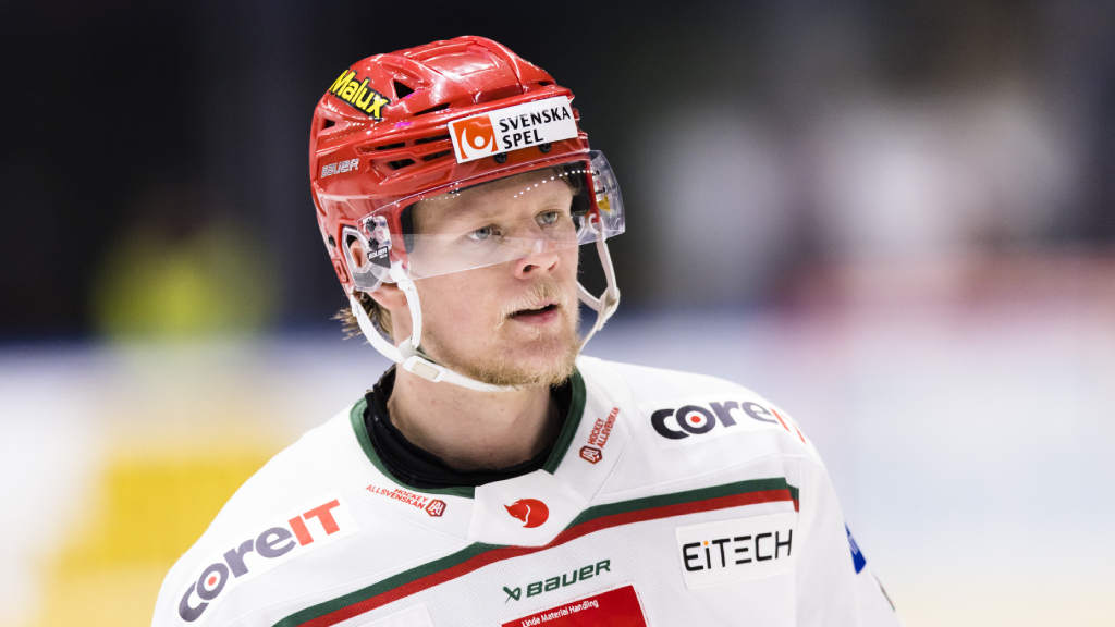 Uppgifter: Niklas Folin på väg till Västerås