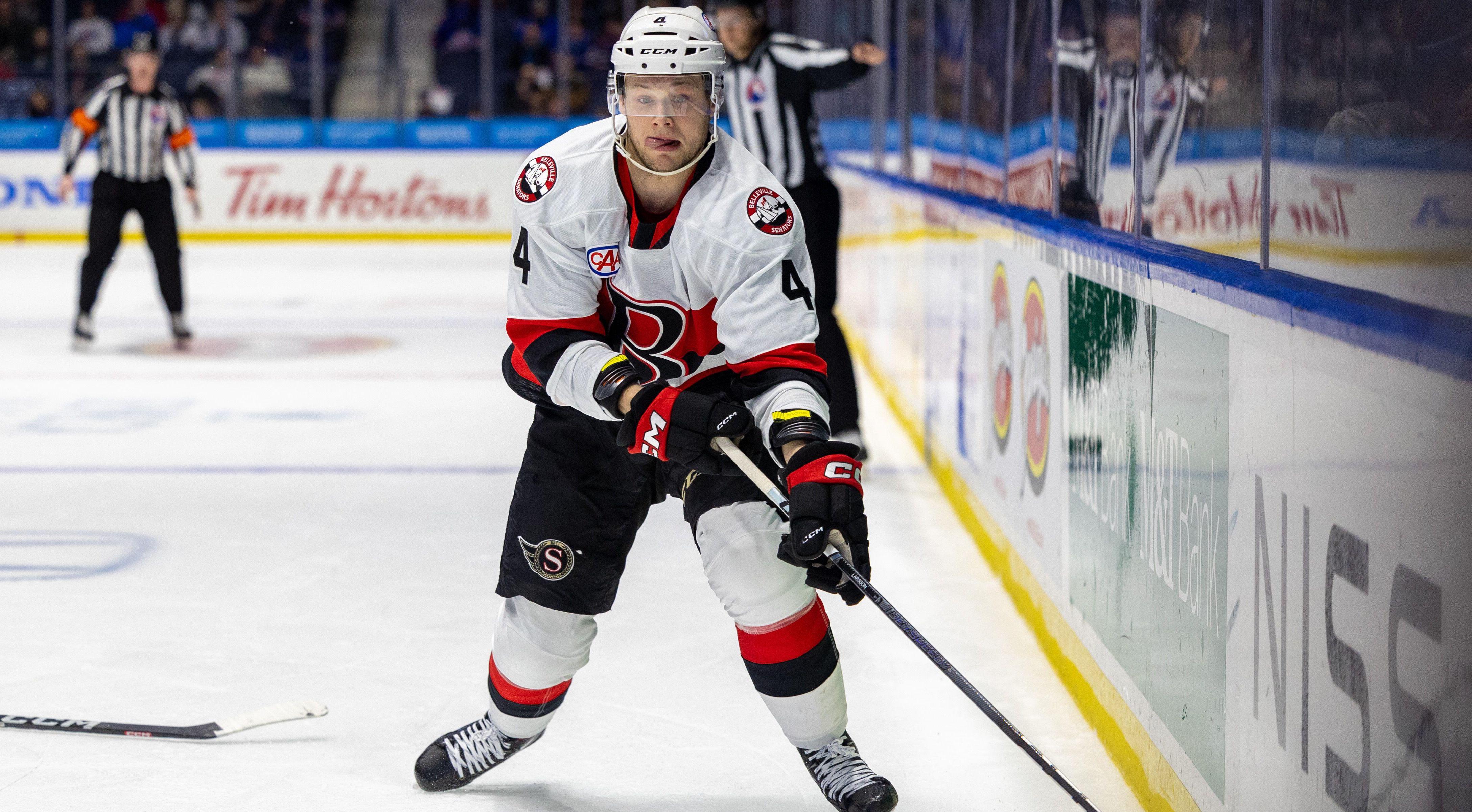 Jacob Larsson väljer spel i Rapperswil