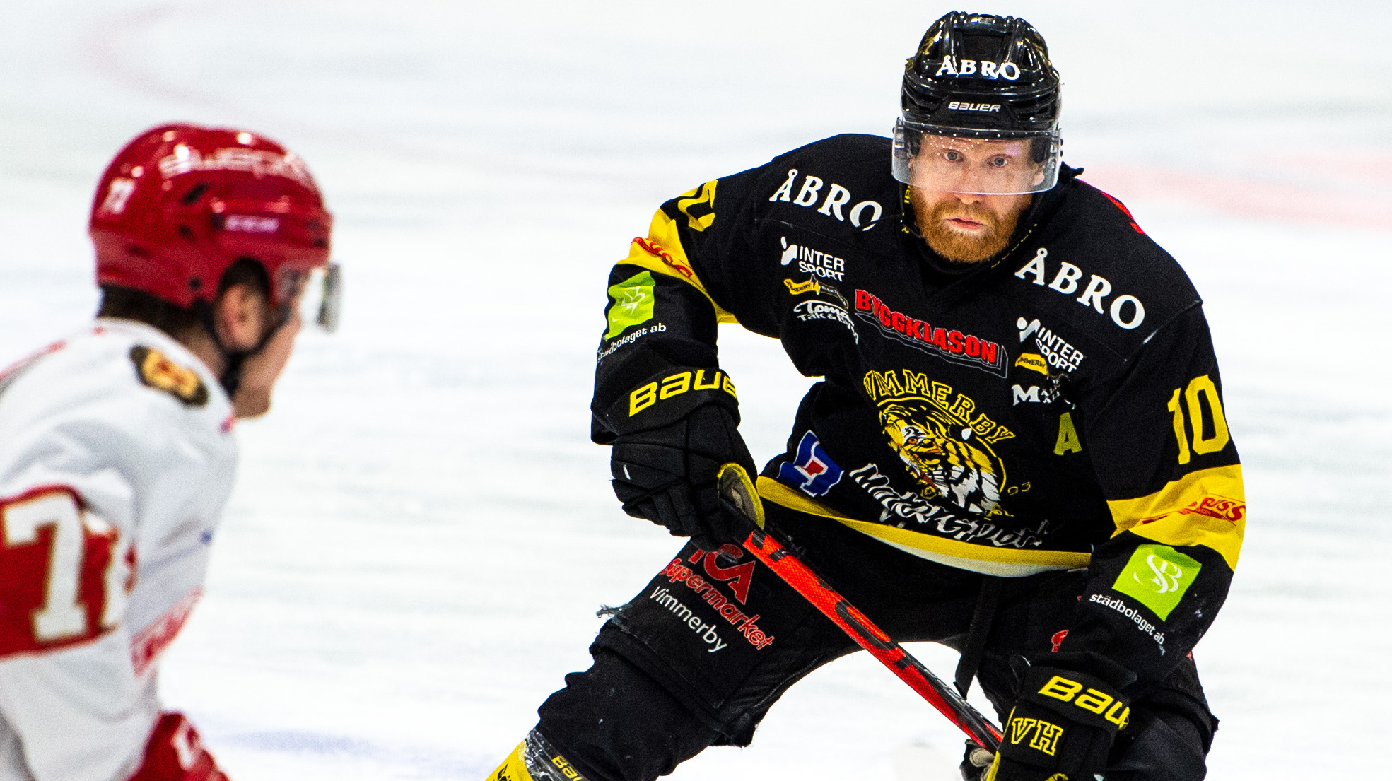 Jakob Karlsson följer med Vimmerby till Hockeyallsvenskan