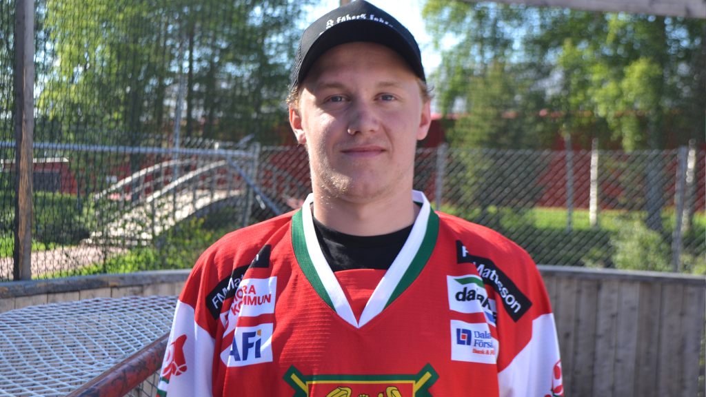 Filip Björkman har gått från klacken till A-laget: "Kollade på alla matcher"