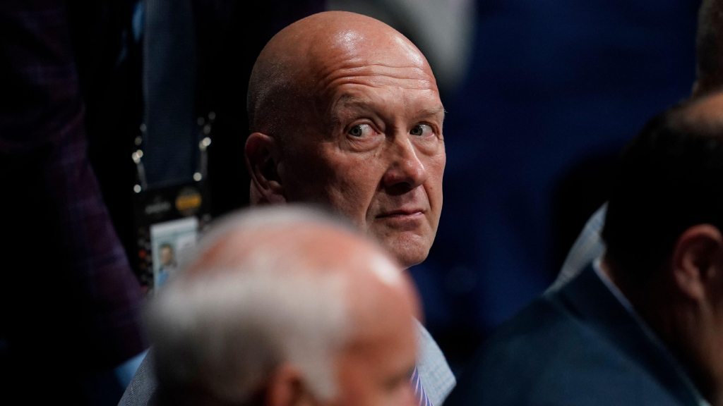 Jarmo Kekäläinen uppges kunna ta över Carolina Hurricanes
