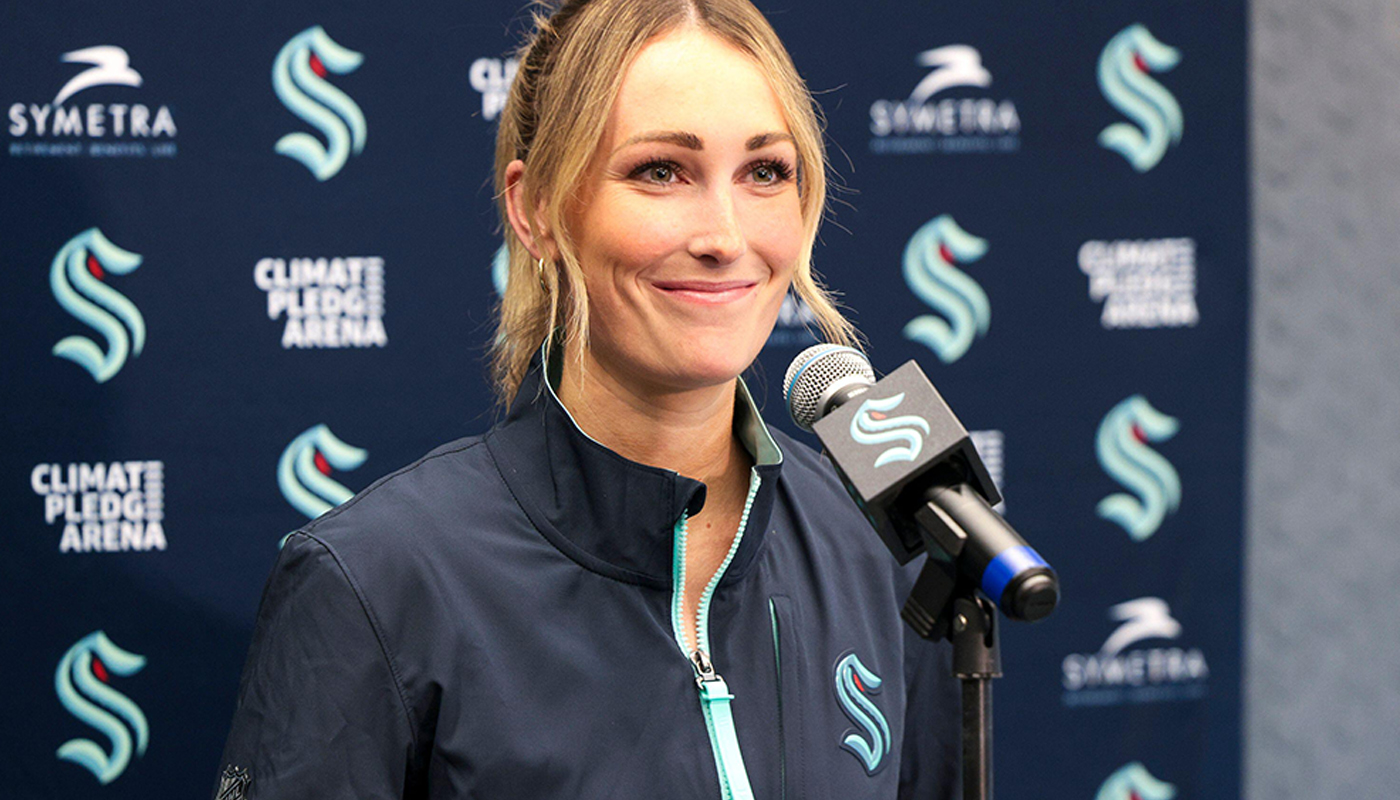 Jessica Campbell skriver historia - första kvinnliga coachen i NHL