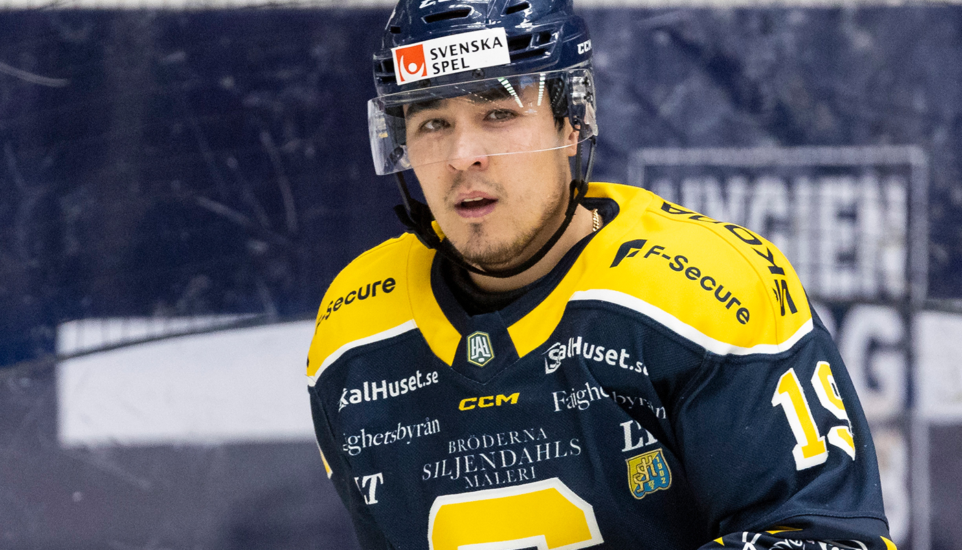 Avslutade karriären - nu gör Lucas Carlsson comeback