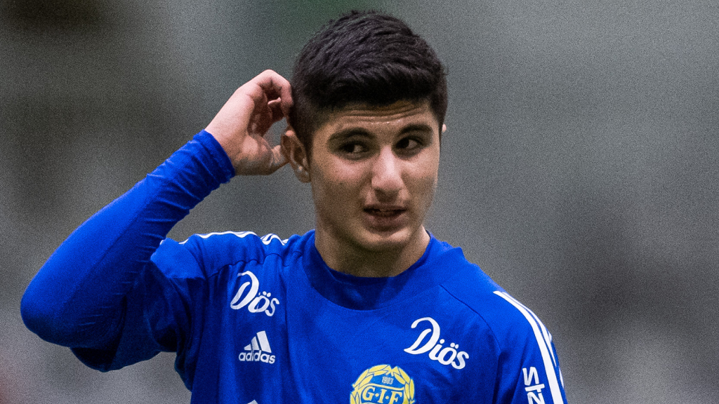 AIK Fotboll: UPPGIFTER: Giffarnas Kawa Mazen Sulaiman närmar sig AIK
